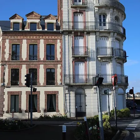 Grand Confort Bord De Rez-de-chaussee La Vague *