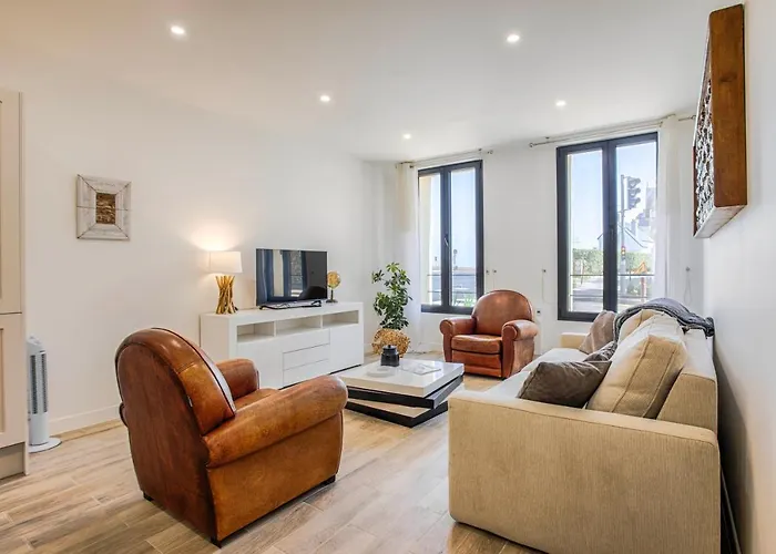 Grand Confort Bord De Rez-de-chaussee La Vague Ульгат