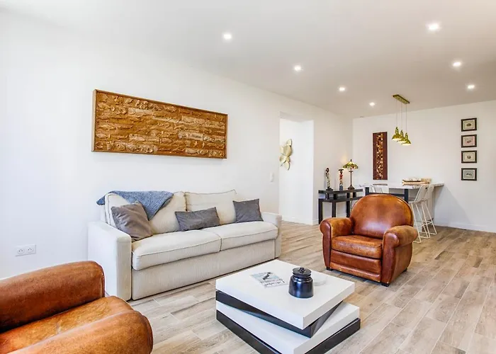 Апартаменты Grand Confort Bord De Rez-de-chaussee La Vague